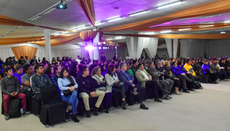 [#InfoCoWeb] Programa de Codelco “Huellas de Éxito” capacitará a cerca de 900 personas en diversas disciplinas laborales