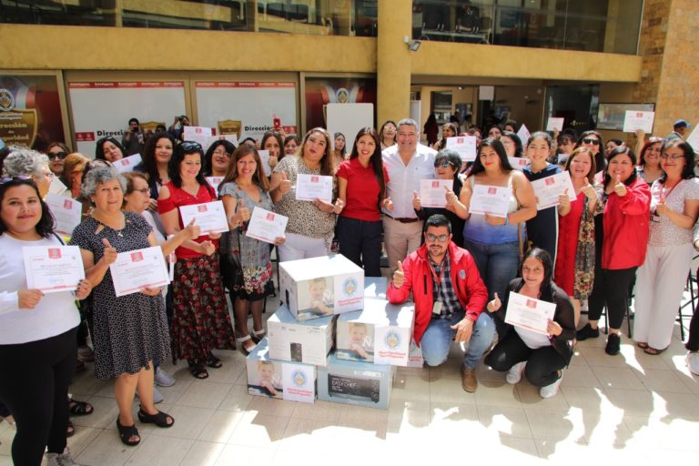 [#InfoCoweb] Mujeres antofagastinas cumplirán el sueño de emprender