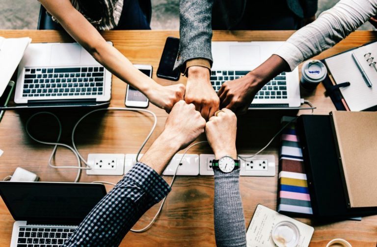 ¡CUPOS ABIERTOS PARA LA EXPO EMPRENDE DE SERCOTEC 2022!
