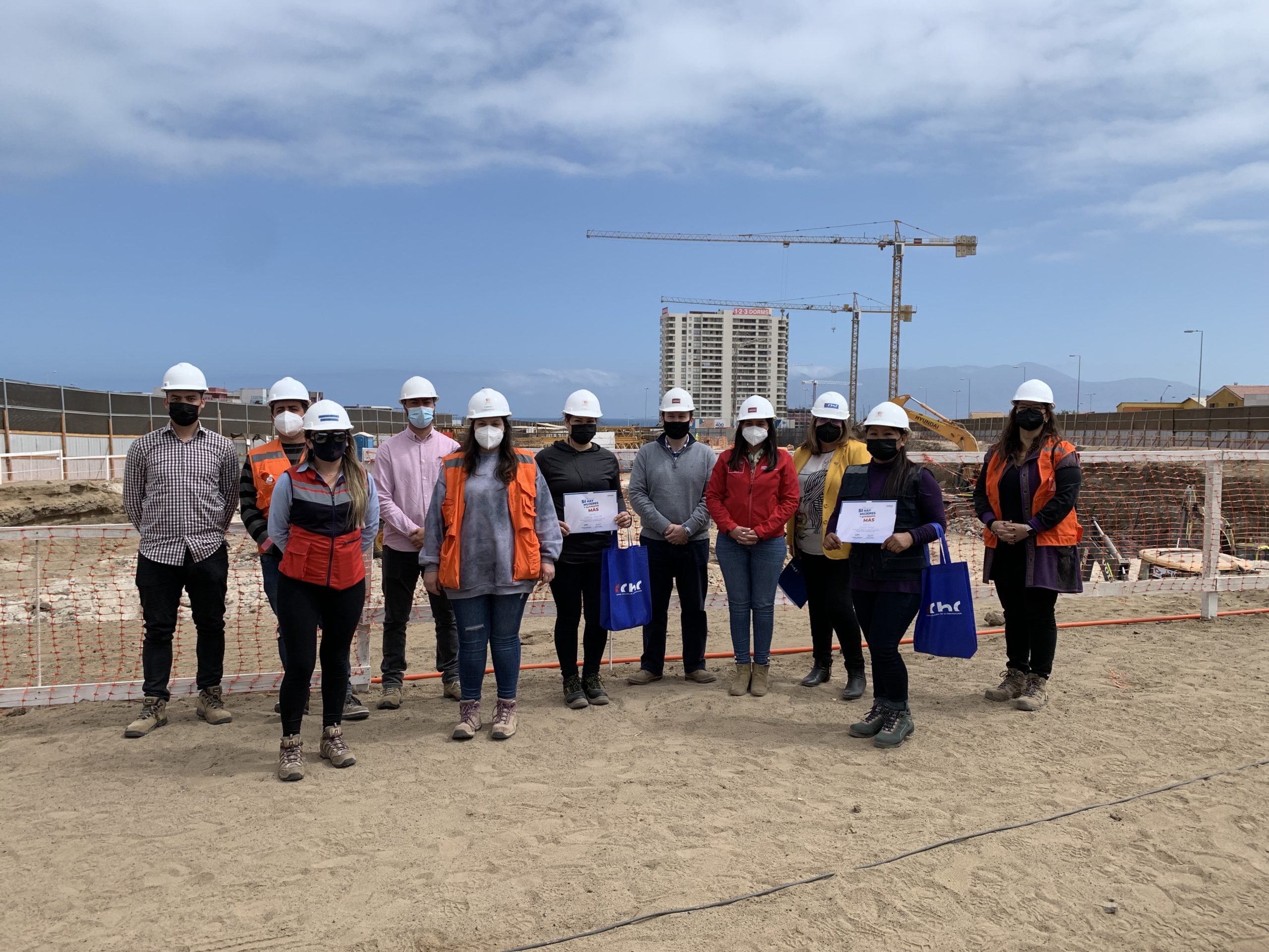 CChC : “EN LA CONSTRUCCIÓN, SÍ HAY MUJERES Y QUEREMOS MÁS”