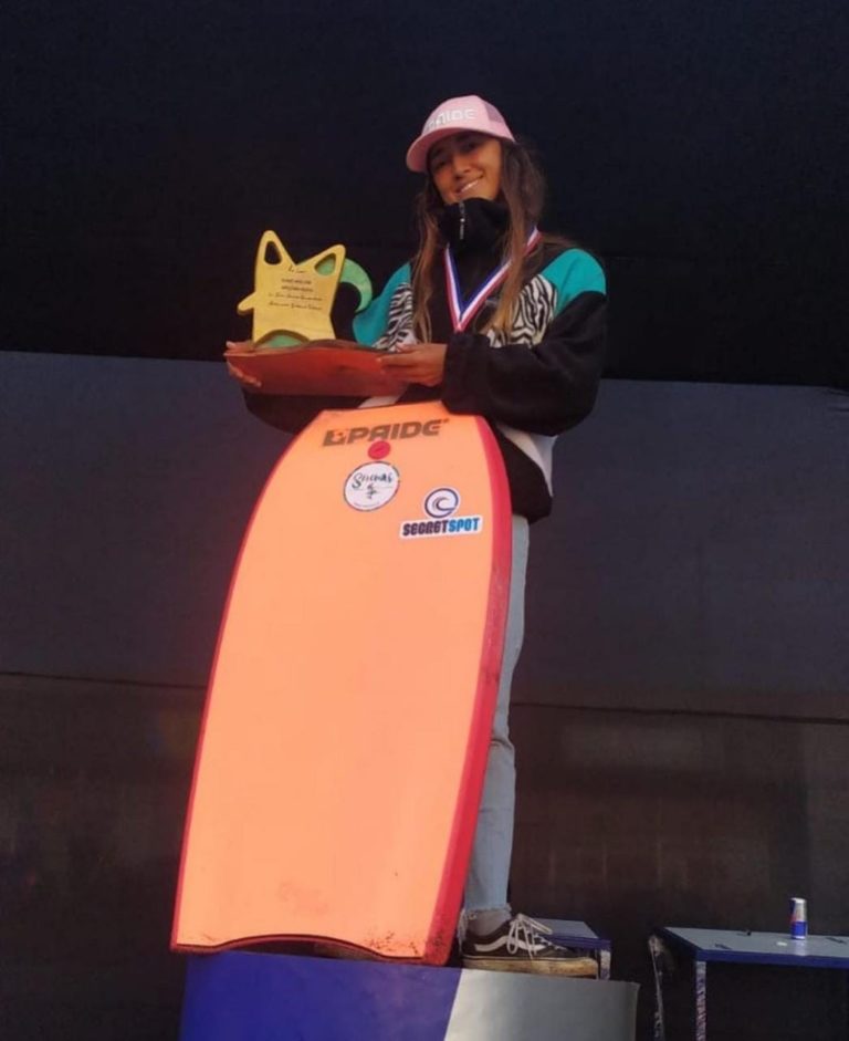 DANICELLY VALLEJOS CAMPEONA DEL BODYBOARD