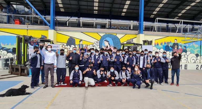 ALUMNOS RECIBEN CURSO PARA FORTALECER COMPETENCIAS