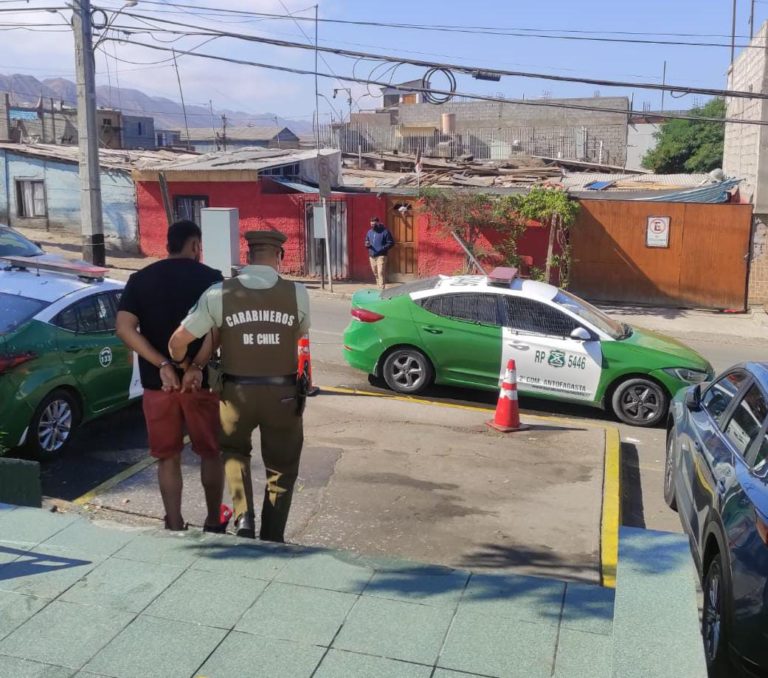 DETIENEN A HOMBRE QUE HABRÍA PARTICIPADO EN ATAQUE A LA MUNICIPALIDAD DE ANTOFAGASTA