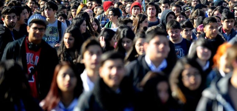 ESTUDIANTES TRANS PODRÁN SER LLAMADOS POR SU NOMBRE SOCIAL EN LOS RECINTOS EDUCACIONALES