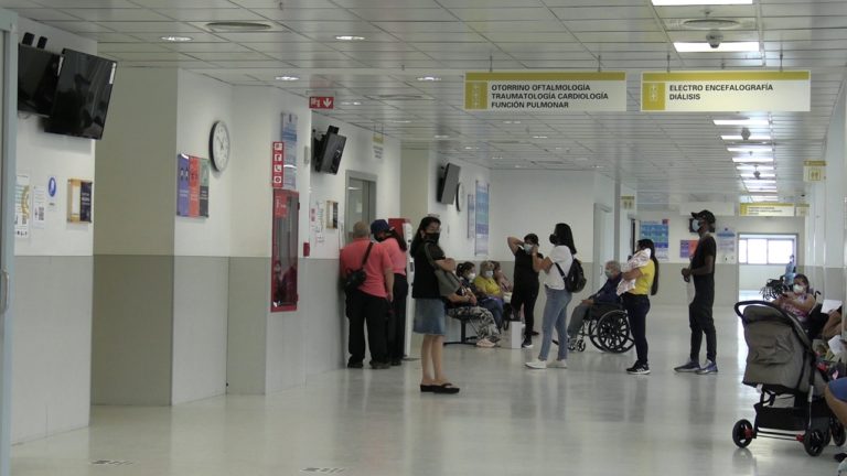 NUEVO MEDIO PARA SOLICITAR HORAS CON ESPECIALISTAS MÉDICOS