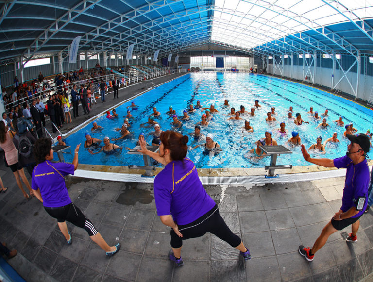 PISCINA OLÍMPICA DE ANTOFAGASTA ABRE SUS PUERTAS A LA COMUNIDAD