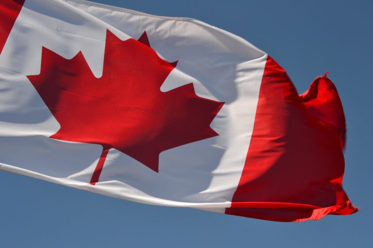 WORKING HOLIDAY 2022: CANADÁ ABRIÓ POSTULACIONES