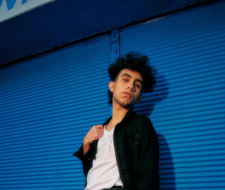 NO ALCANZA CON LLORAR: NACHO BARRIENTOS ESTRENA SU NUEVO SINGLE