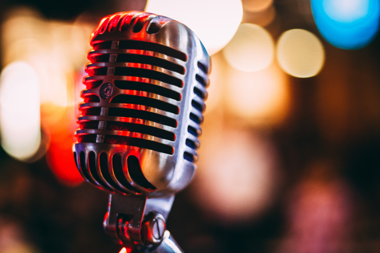 ¡POSTULA PARA SER SPEAKER EN EL ADEMDAY!