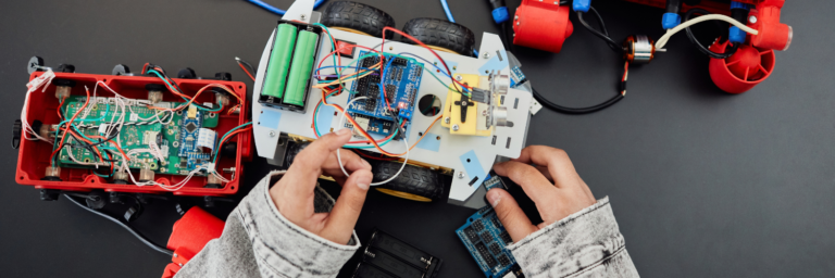 SEMILLERO DE INNOVACIÓN IMPARTIRÁ CURSO GRATUITO DE AUTOMATIZACIÓN Y ROBÓTICA