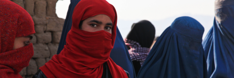 UNESCO DEDICA EL DÍA DE LA EDUCACIÓN A LAS NIÑAS Y MUJERES DE AFGANISTÁN