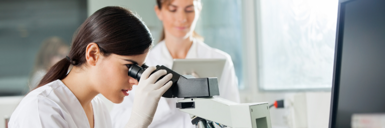 Una de cada tres personas que hacen investigación en Chile son mujeres