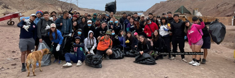 Estudiantes de Pedagogía participan en acción ambiental