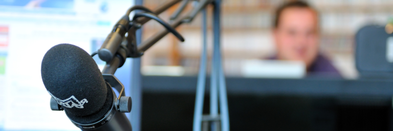 Oportunidad para potenciar radios comunitarias
